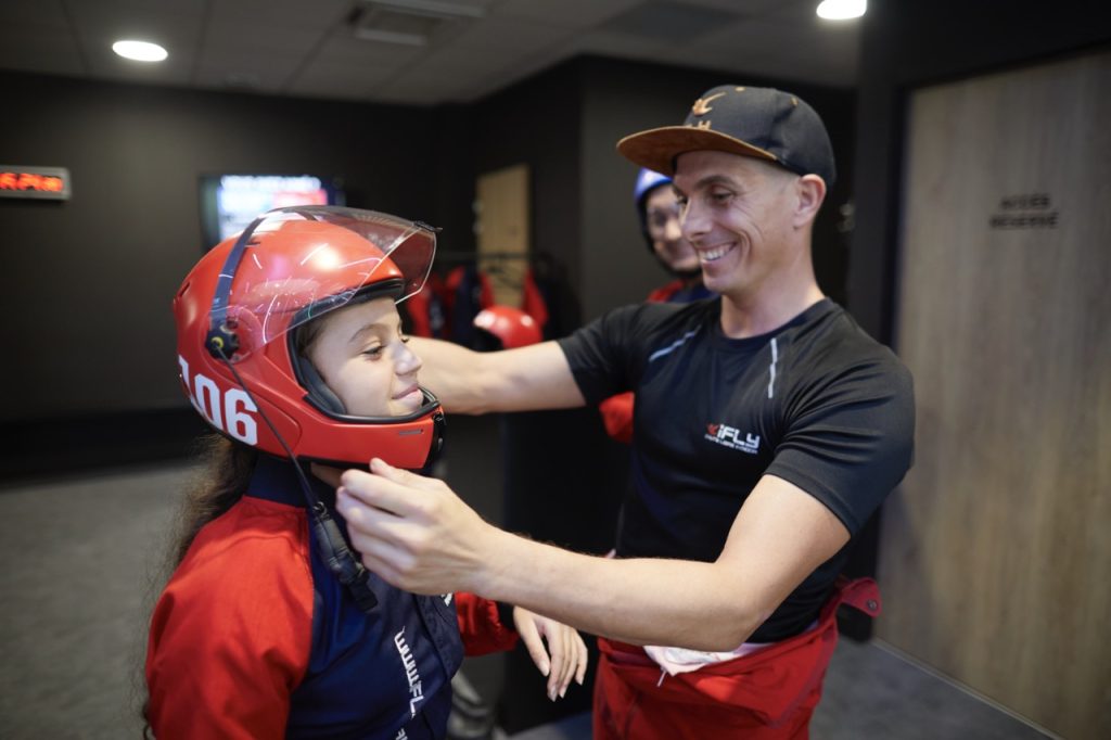 casque intégrale chute libre indoor équipement ifly lyon